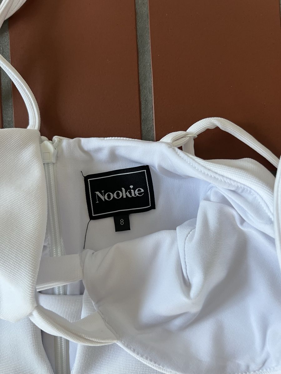 Robes: Nookie Etui Kleid Gr.34 – D'occasion à zürich par kira.jj 2