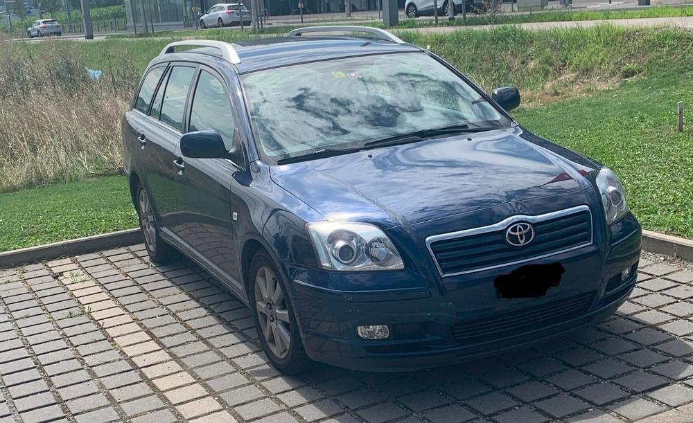 Toyota Avensis 2.0 Kombi ab Platz ohne Garantie