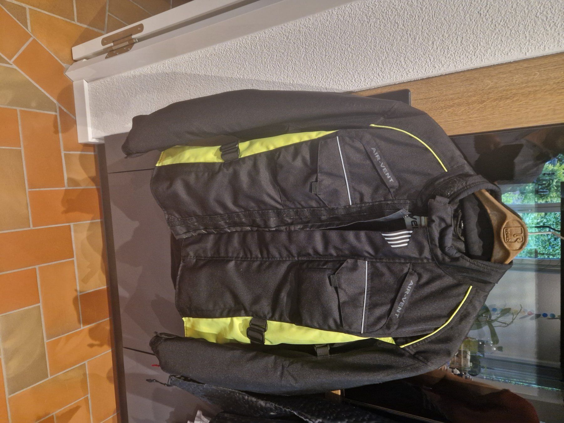 Kleiderpakete: Motorrad Kleider – Gebraucht aus Ennetmoos von Eddieinoz 1
