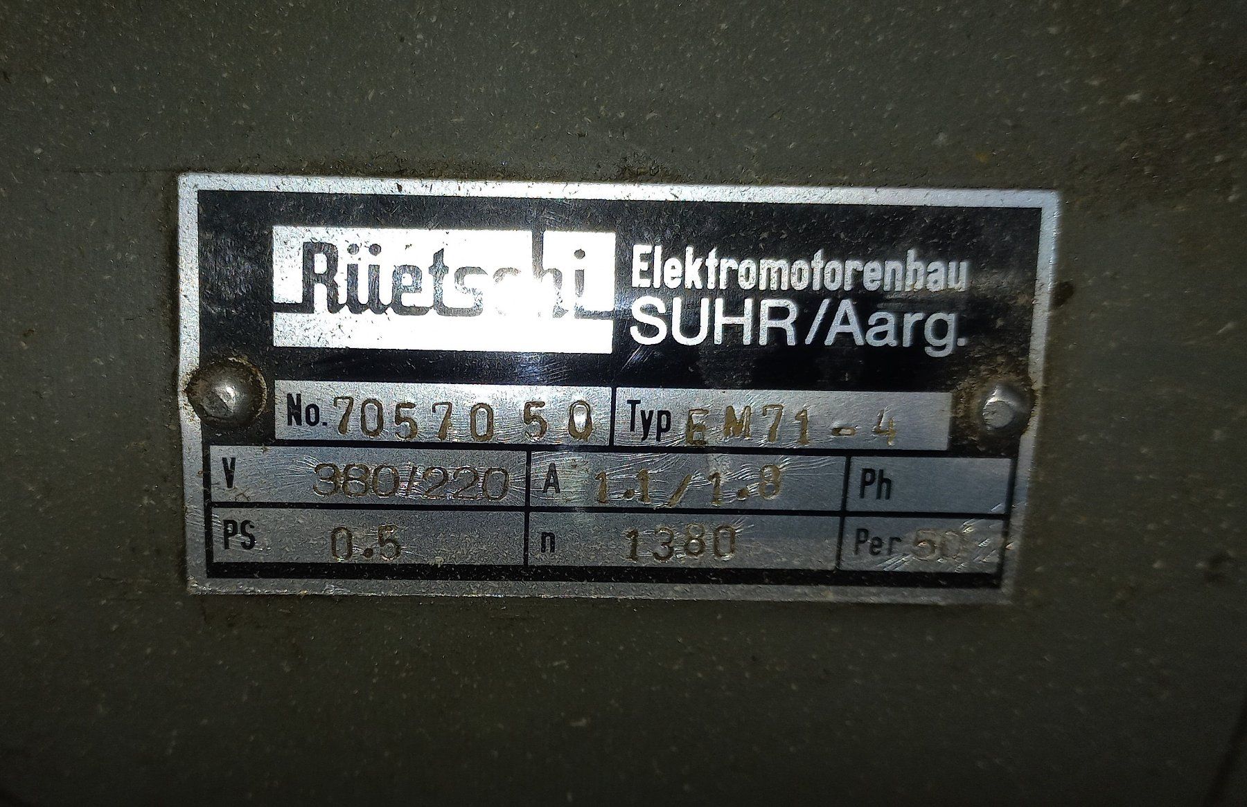 Alle Maschinen: Motor mit verstellbaren Reimenscheiben – Gebraucht aus Heimiswil von Jleuen 2