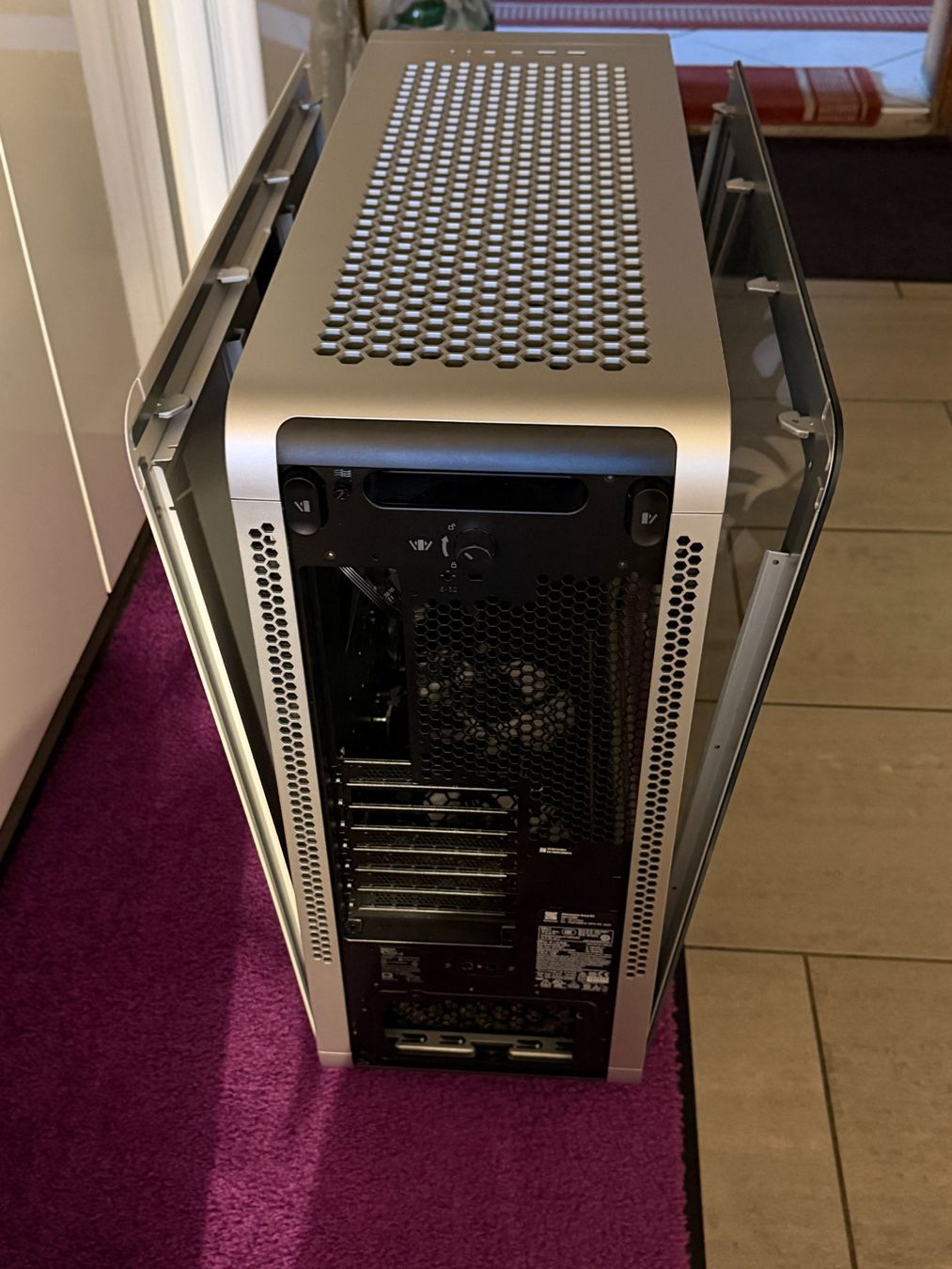 Dell Gehäuse: Alienware Area-51 Case – Gebraucht aus Galmiz von Vual 4