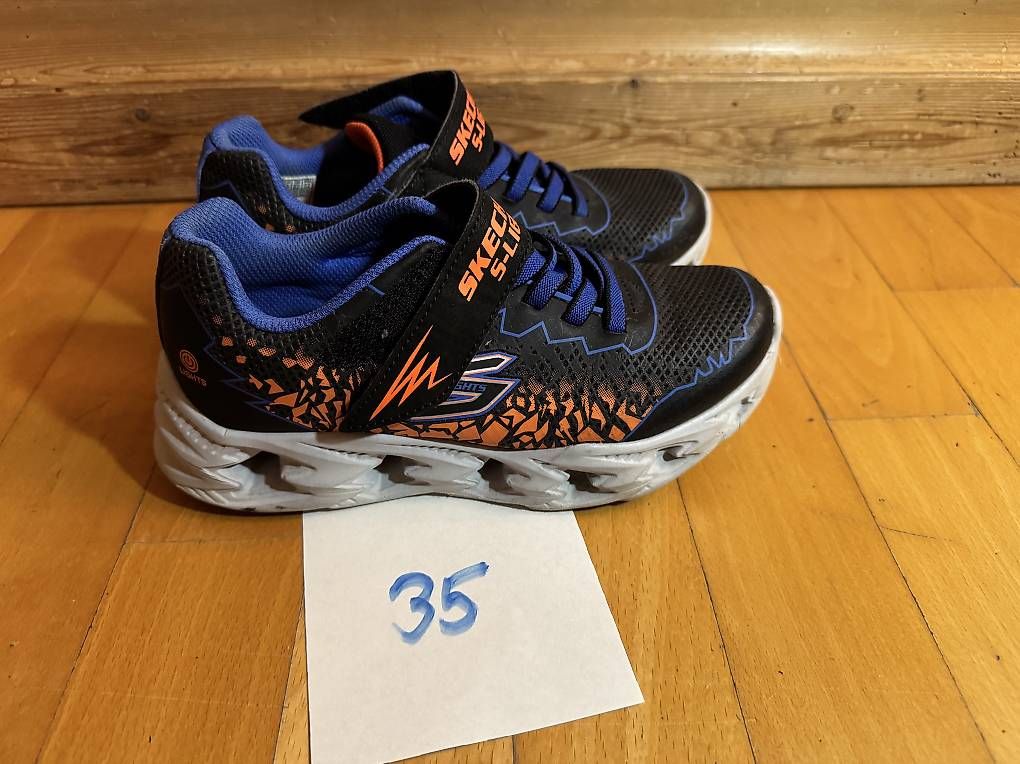 Skechers Schuhe für Jungen: Sneaker Sketchers 35 – Gebraucht aus Eglisau von flauschi11 1