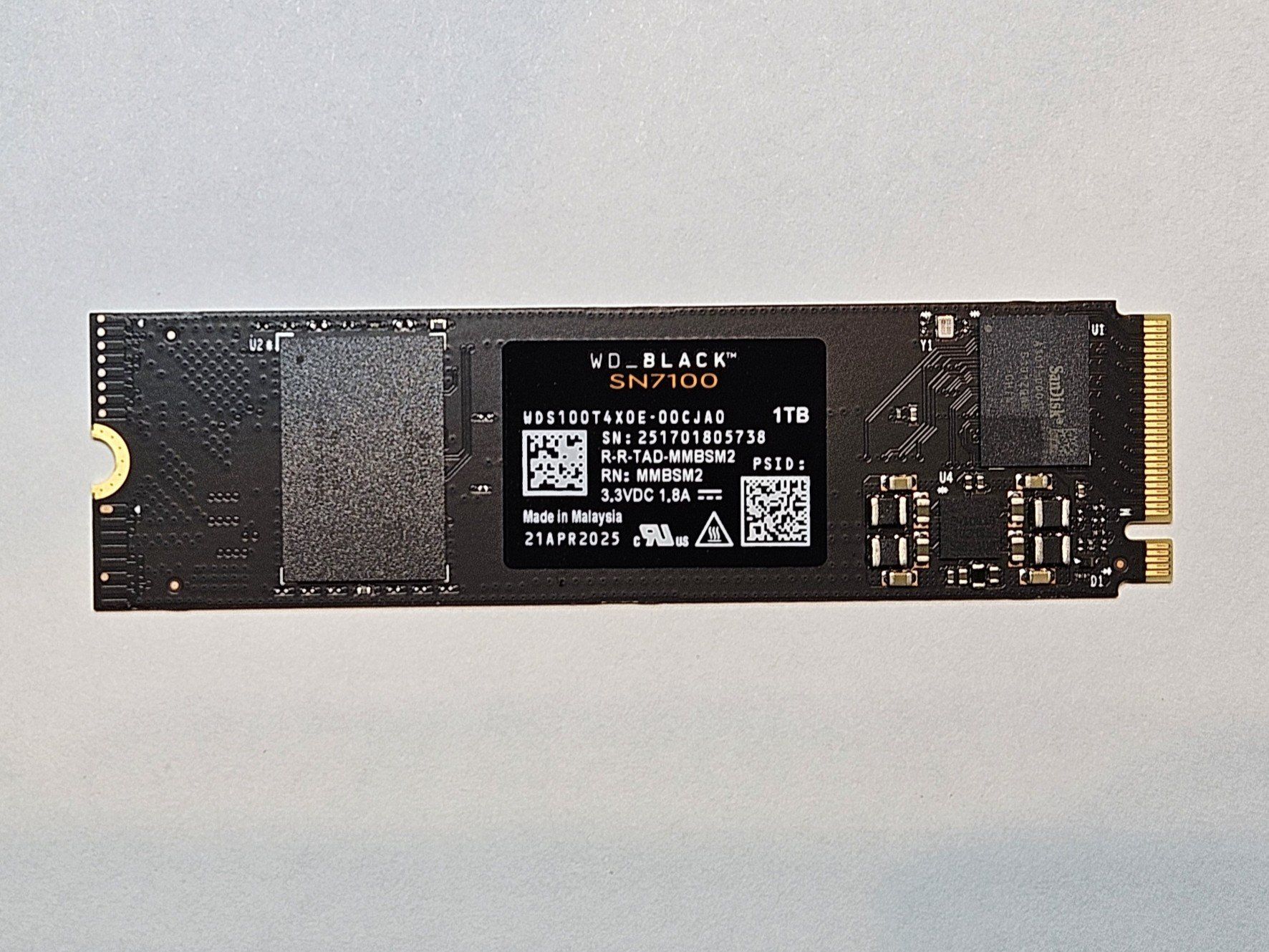 Western Digital Dischi rigidi: Western Digital Black SN7100 NVMe SSD 1TB – Usato da Saas-Grund venduto da Lojack84