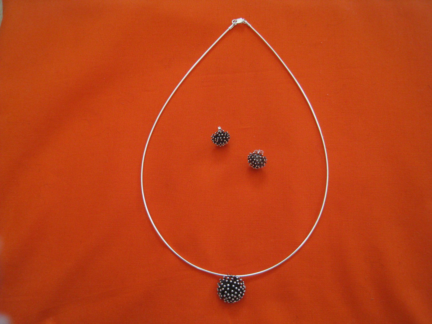 Colliers: Set Silberdraht mit Anhänger und Ohrstecker – Neuf (Voir description) à Freienstein par Jessy024 1
