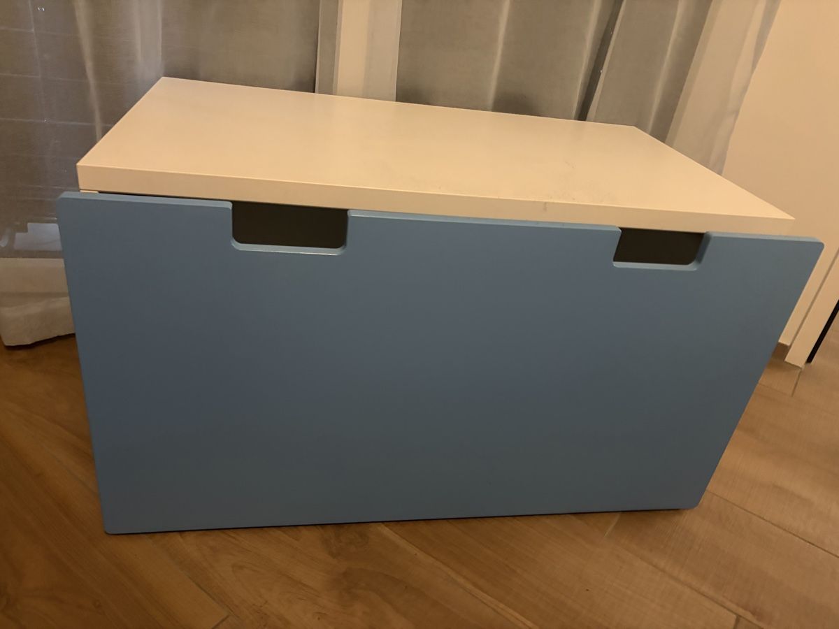 Ikea Cassapanche: IKEA Stuva Truhe blau/weiss, Kindermöbel – Usato da Zürich venduto da marina76
