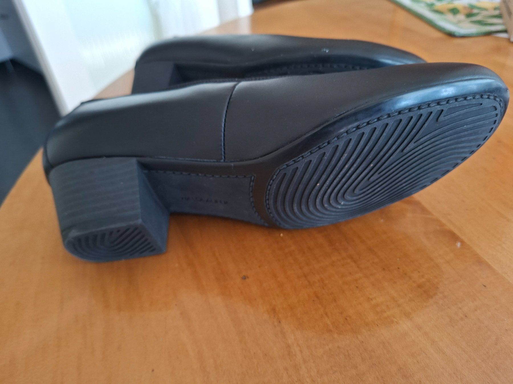 Scarpe da donna: Damenschuh Marke Waldläufer. – Usato da Gümligen venduto da beethoven66 1