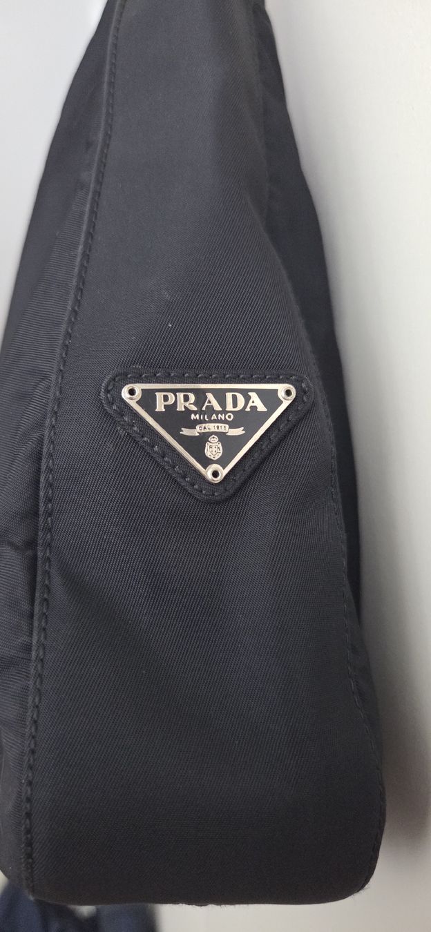 Prada Sacs femmes: PRADA BORSA NYLON – D'occasion à Ascona par principessacaroline 1