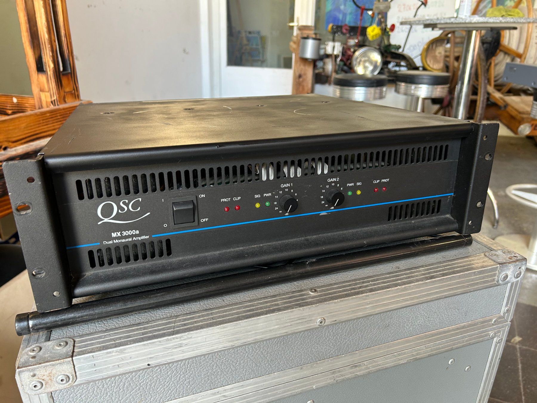 Electro-voice Amplificatori: QSC MX 3000a Top Endstufe – Usato da Sugiez venduto da brockicenter