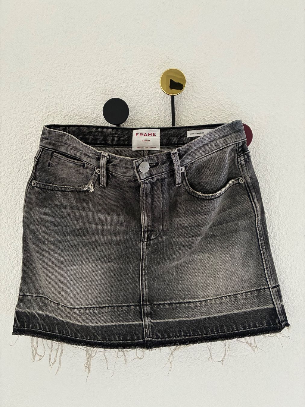 Gonne: Frame Denim Rock – Usato da Fribourg venduto da waves55