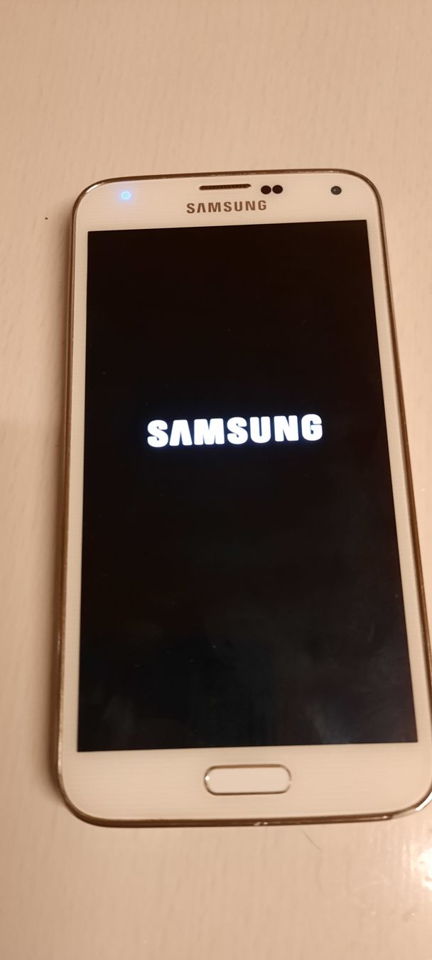 Samsung Portables: Samsung Galaxy S5 – D'occasion à Schongau par Pia1181 1