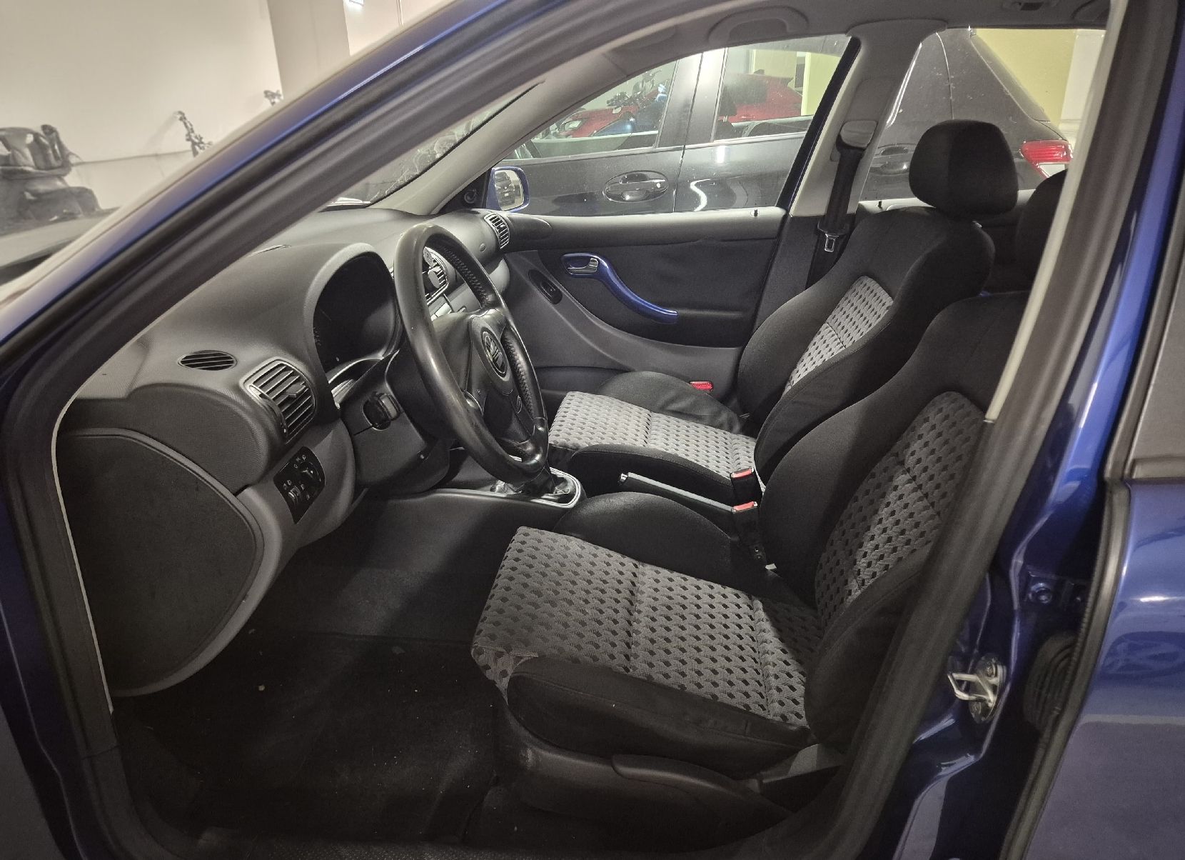 Seat Automobili: Seat Leon 1m 1.8t 4x4 – Usato da Niederdorf venduto da basteler 3