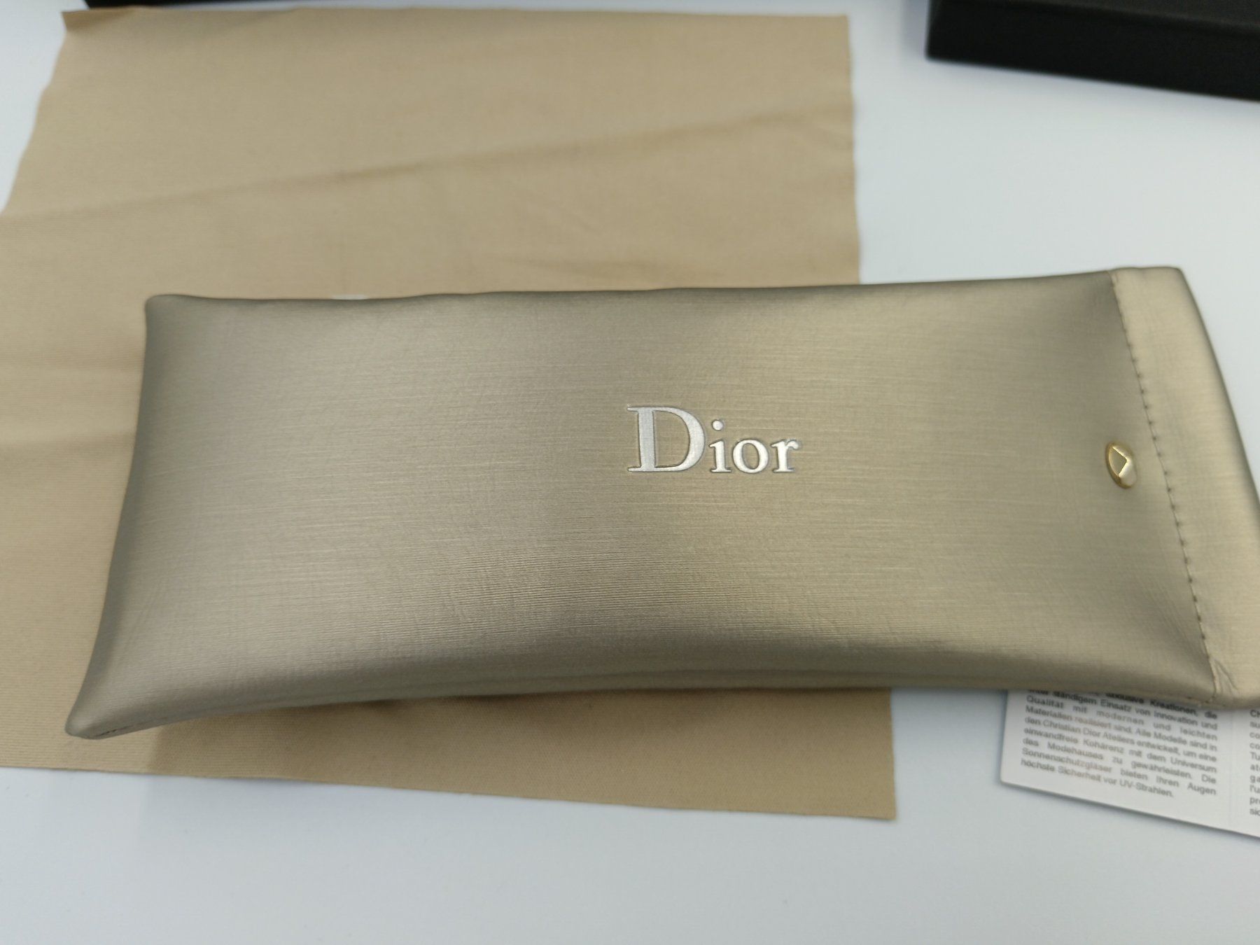 Dior Sonstige Kleidung & Accessoires: Original Christian Dior Brillenetui & Box – Neu und originalverpackt aus Bäch SZ von Swissy46 2