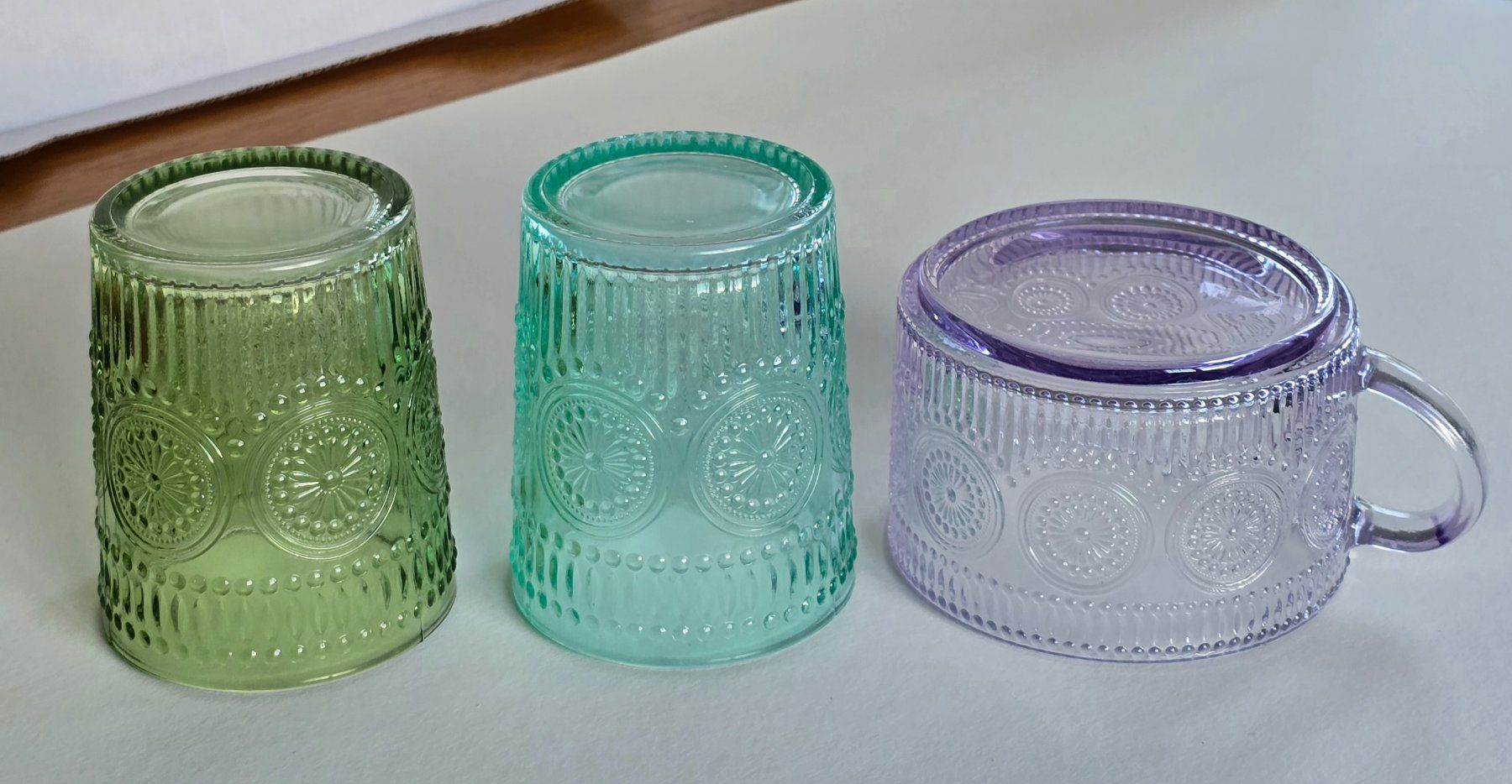 Bicchieri: 3 ältere Glasgefässe, Becher, Tasse – Usato da Rheinau venduto da MakalekaAloha 4