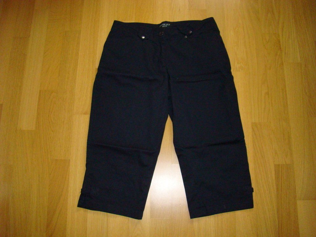 Pantalons: Pantacourt / capri, noir – Neuf avec emballage d'origine à Lussery-Villars par pousinete02