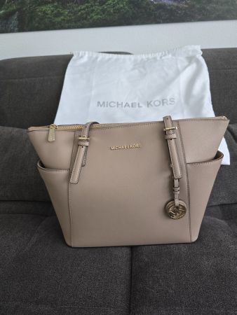 Michael Kors Jet Set Travel Tote Bag – Beige/Taupe – Leder