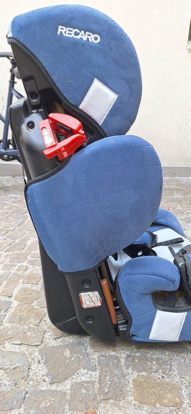 Recaro Sièges auto: Kindersitz Recaro 9-36 kg – D'occasion à Aarau par Bben5 4