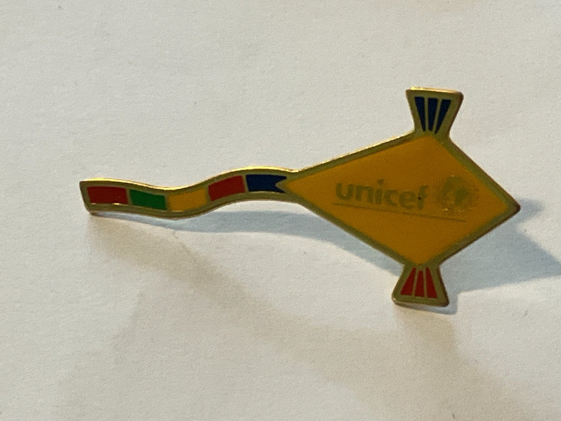 Plaketten & Abzeichen: 1 Pin Unicef – Gebraucht aus Basel von djwwpp