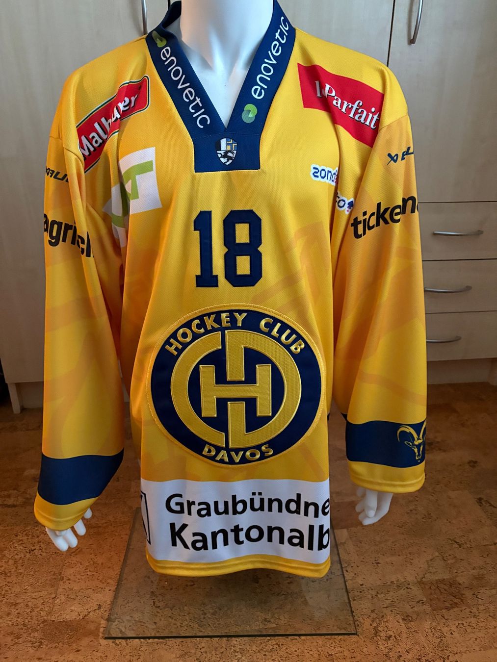 Canottiere & Pantaloni: HCD HC Davos Authentic Trikot Zadina – Usato da Gamprin venduto da Flippy85 1