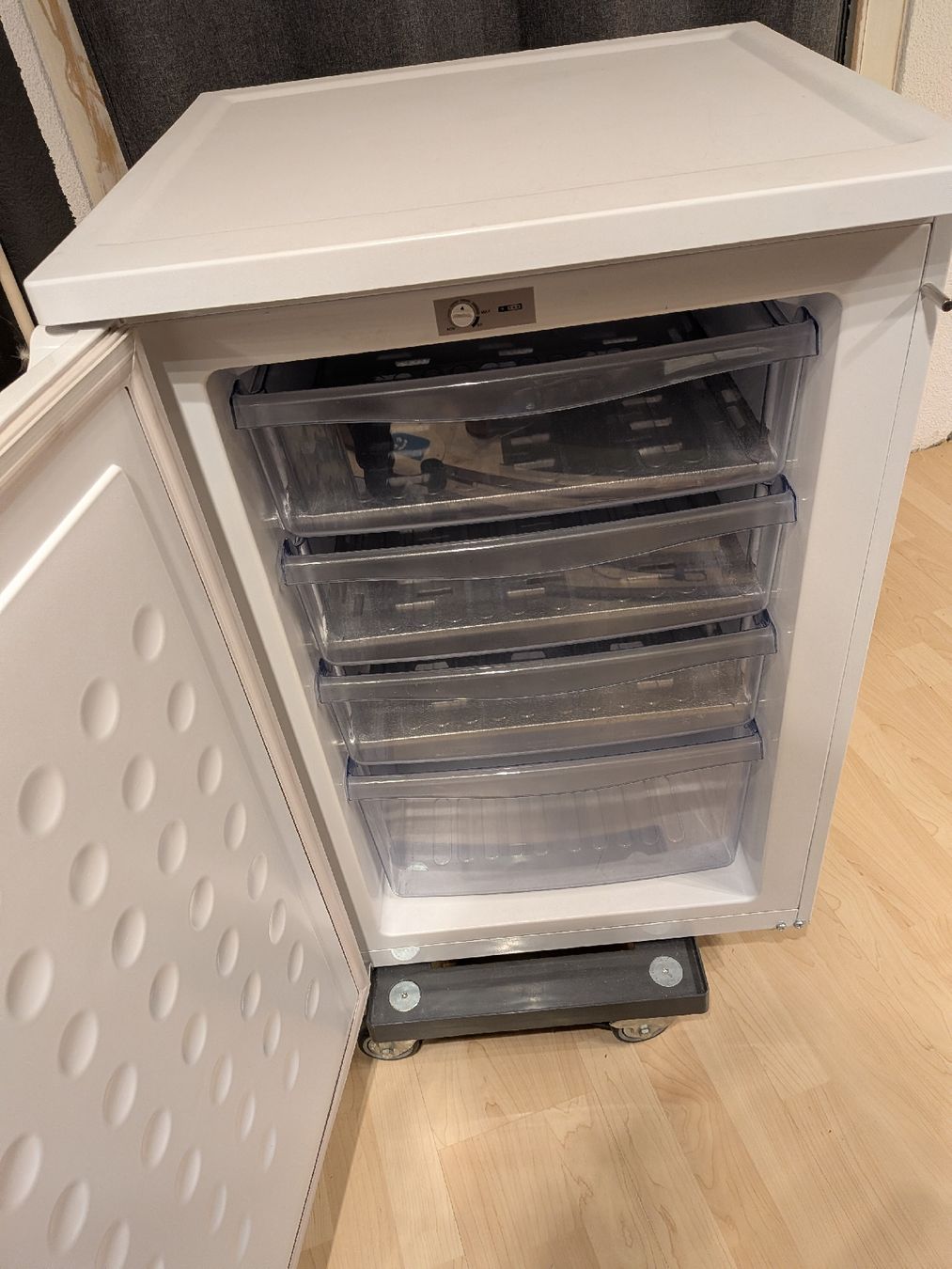 Congelatori: Gefrierschrank Haier – Usato da Wildegg venduto da Sansibar6 2