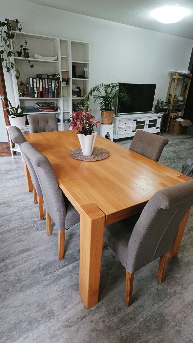 Set di tavolo e panche: Table à manger et six chaises en bois – Usato da Sion venduto da ale_6cth