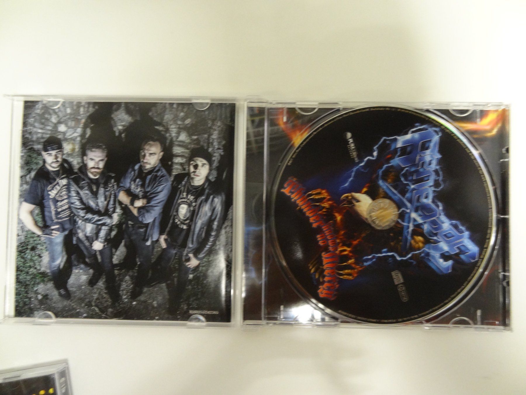 CDs: Renegade CD - Thunder Knows No Mercy – Gebraucht aus luzern von musicandart 2