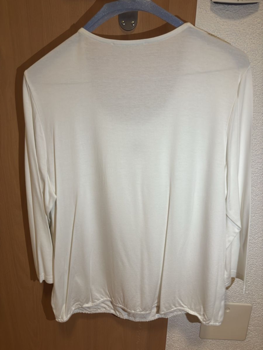 Blusen: Bluse weiss – Gebraucht aus Herdern von Chavymet 1