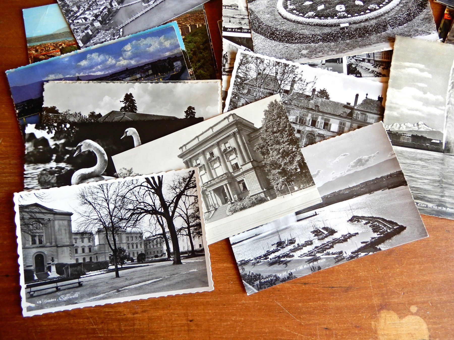 Cartoline postali: 40  alte Ansichtskarten Genf – Usato da Senèdes venduto da Framboise52 1