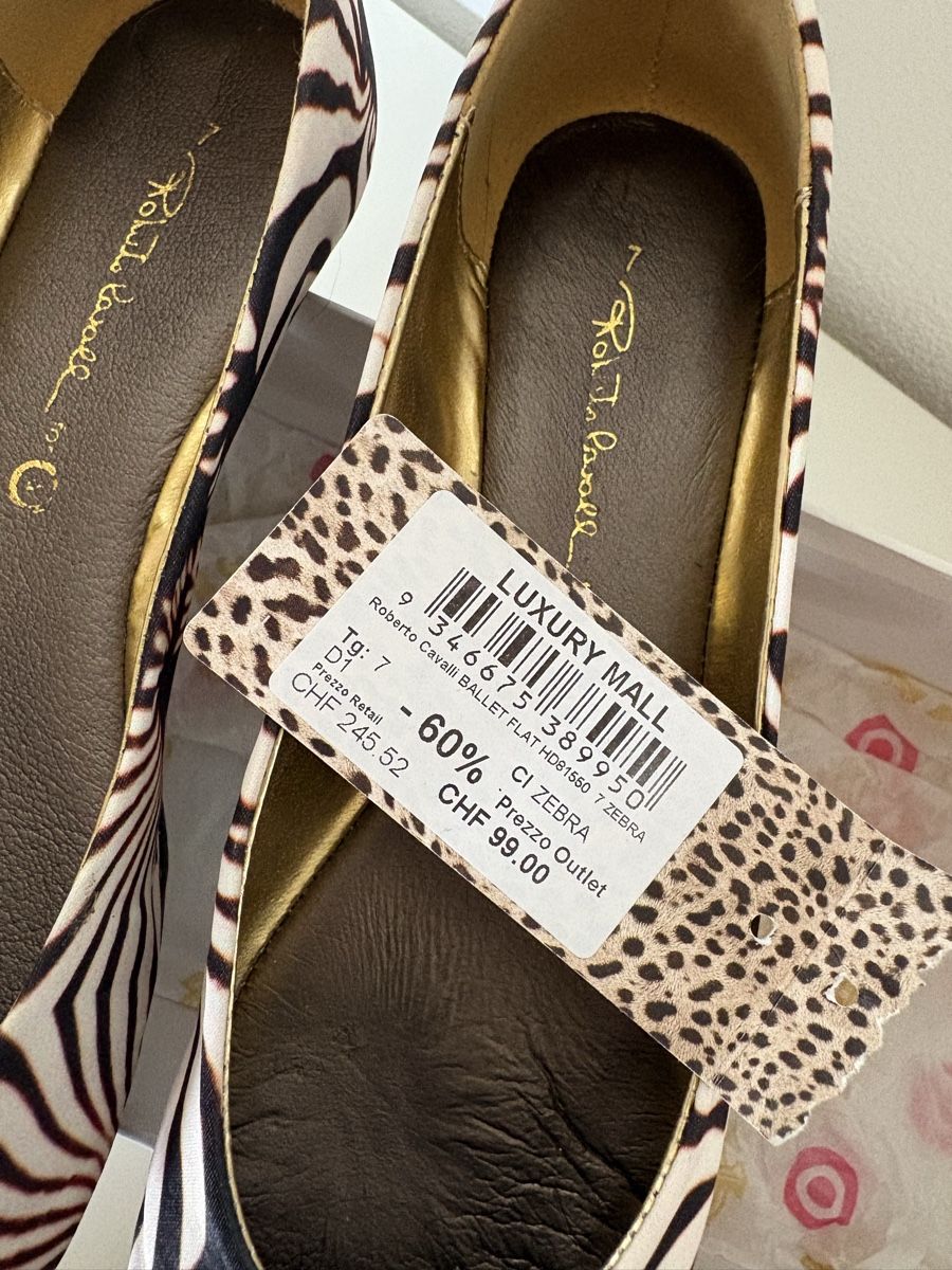 Roberto Cavalli Kleiderpakete: Roberto Cavalli Set, Bluse Gr. M & Ballerinas, Zebra Optik – Gebraucht aus Tägerig von Jazz_87 2