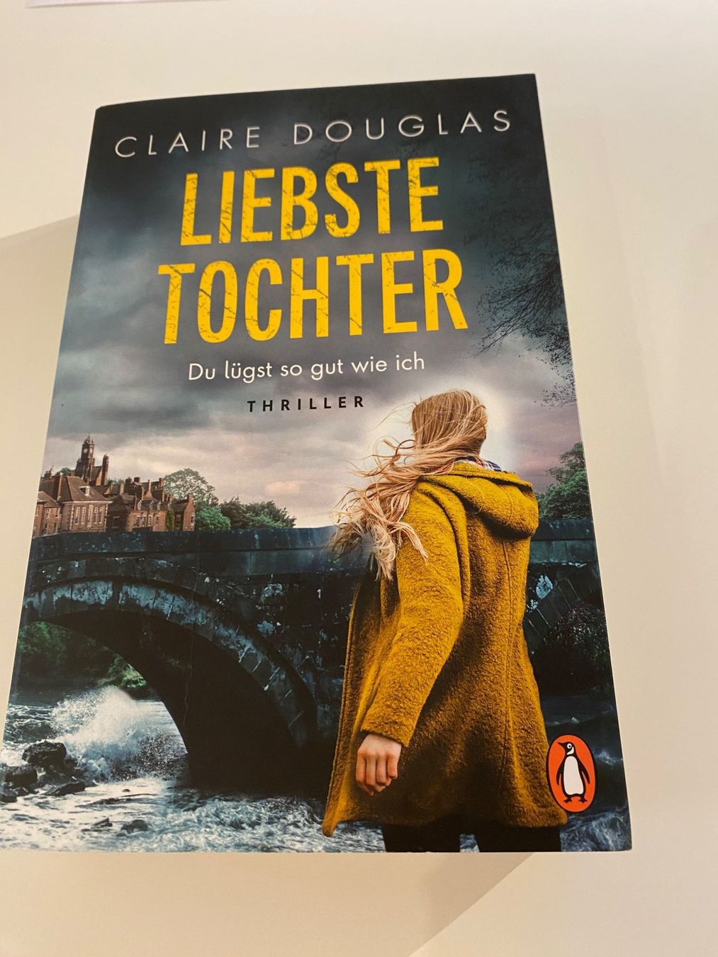 Bücher: Liebste Tochter - Claire Douglas – Neu (gemäss Beschreibung) aus Biberstein von Miana2