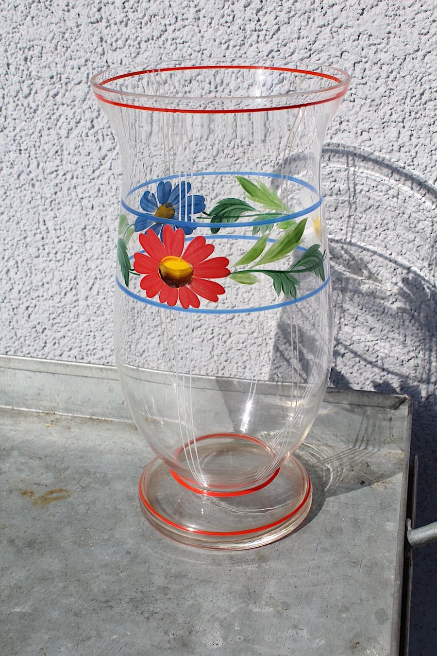 Vasi & Recipienti: Vintage Glas Vase , Blümchen Handbemalt – Usato da Locarno venduto da fripui