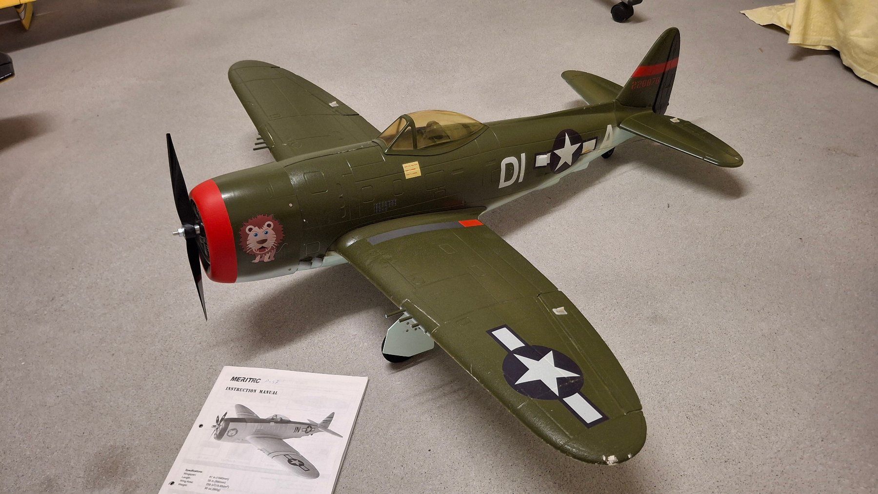 RC Kits de montage: "P-47 Thunderbolt" – Neuf (Voir description) à Rafz par Tasmaniette