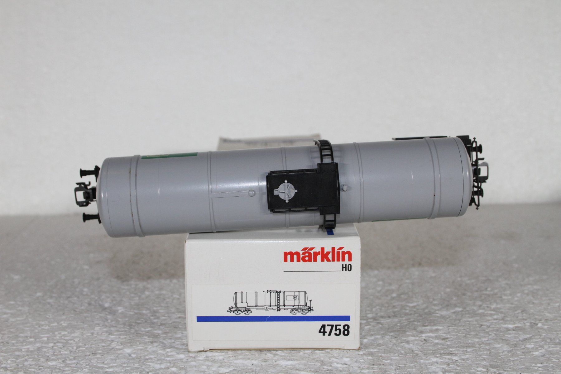 Märklin Modellini di ferrovie: Märklin 4758 DB  BPTankwagen – Usato da Triesen venduto da cor_62ts 6