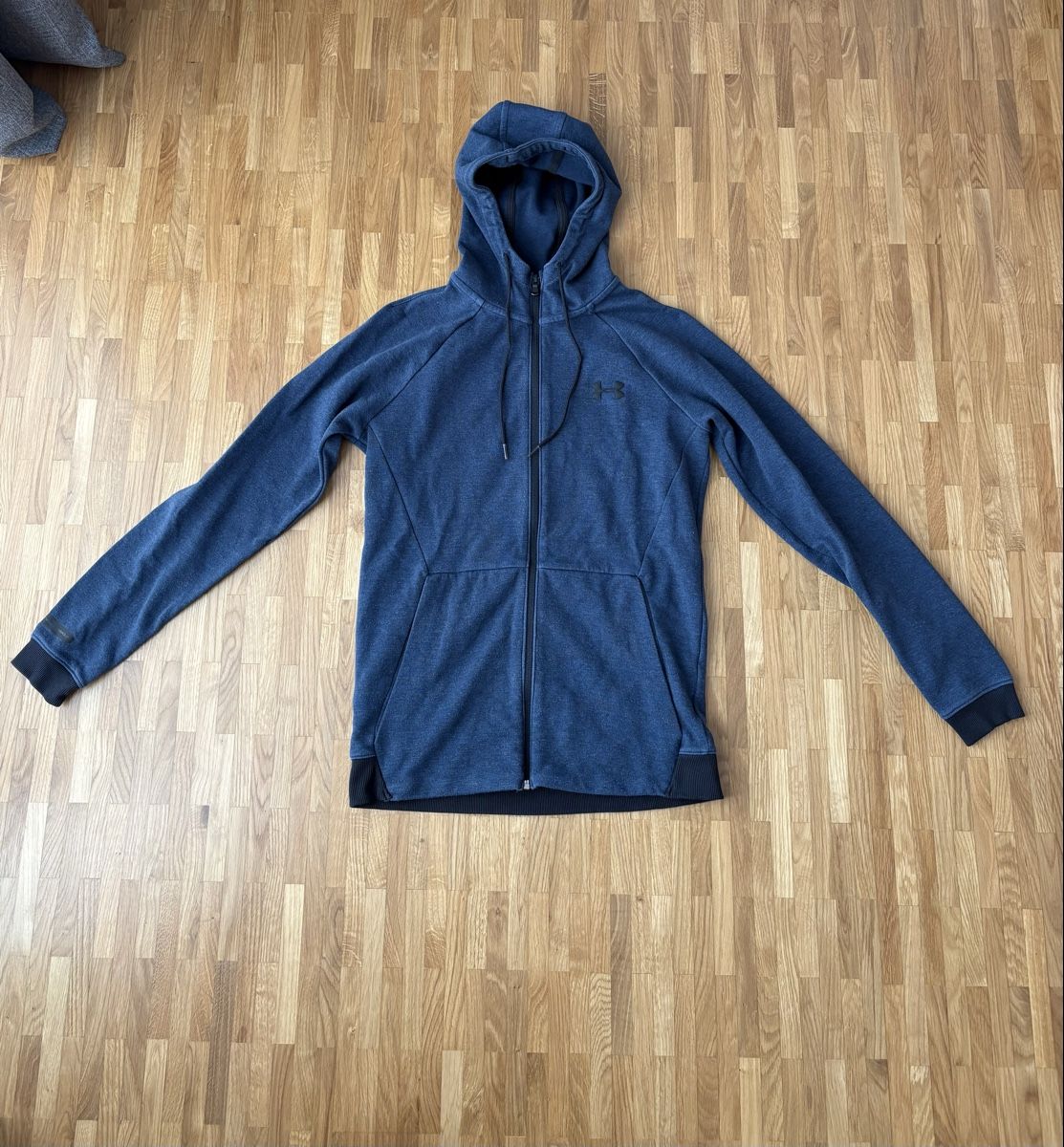 Under Armour Lotti di vestiti: Under Armour Pullover und Jacke (S) – Usato da Arbon venduto da Bab 2