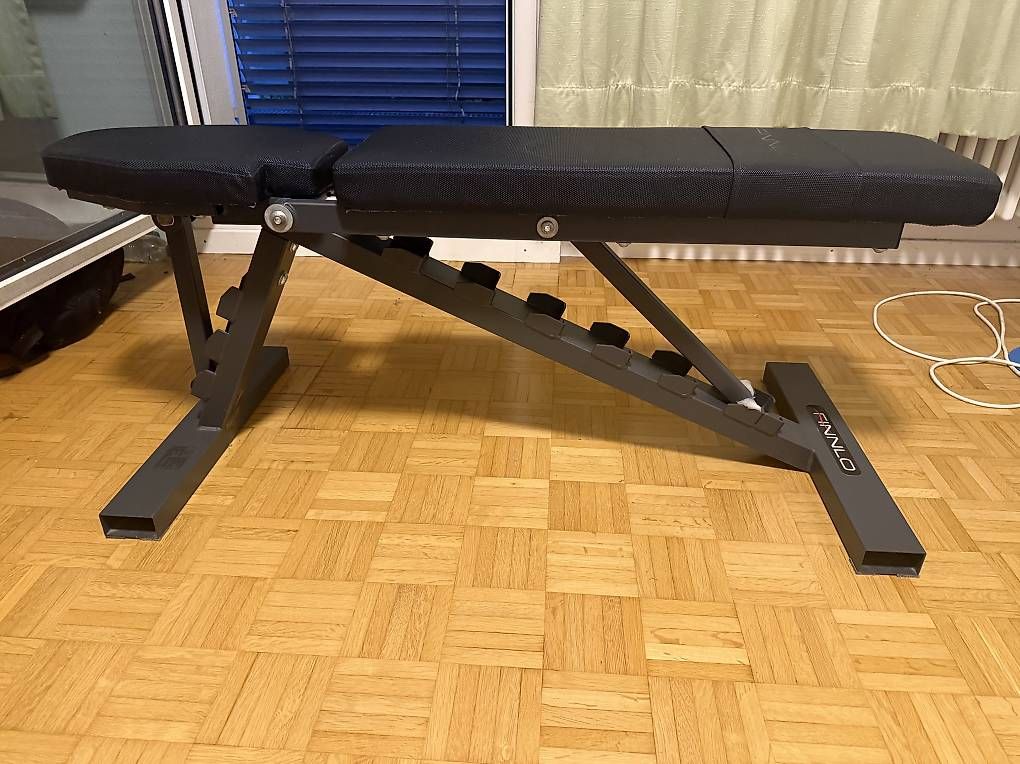 Vélos d'appartement: Hantelbank – D'occasion à Basel par mic_2l2b 1