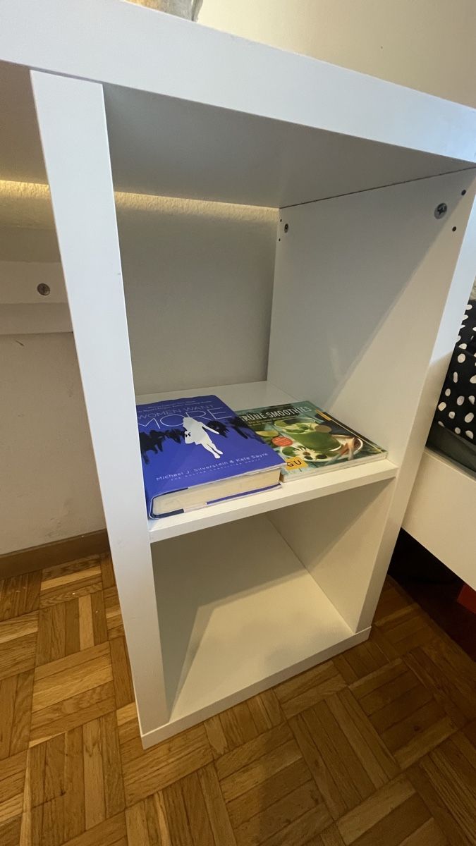 Schreibtische: Moderner weißer Schreibtisch – Neu (gemäss Beschreibung) aus Zürich von aym_ls25 2