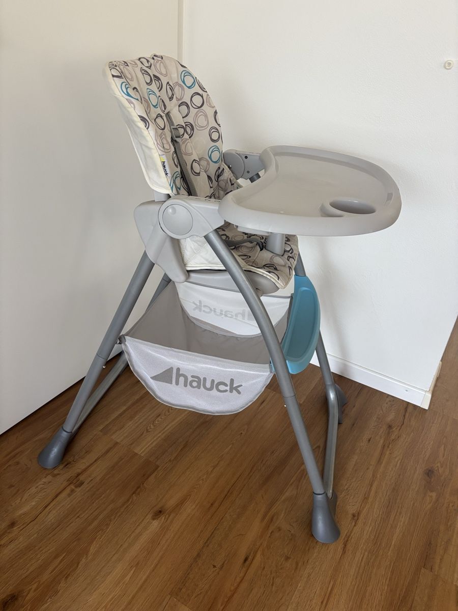 Hauck Chaises hautes: Hauck Hochstuhl mit Tablett – D'occasion à Lachen SZ par olg_m775 2