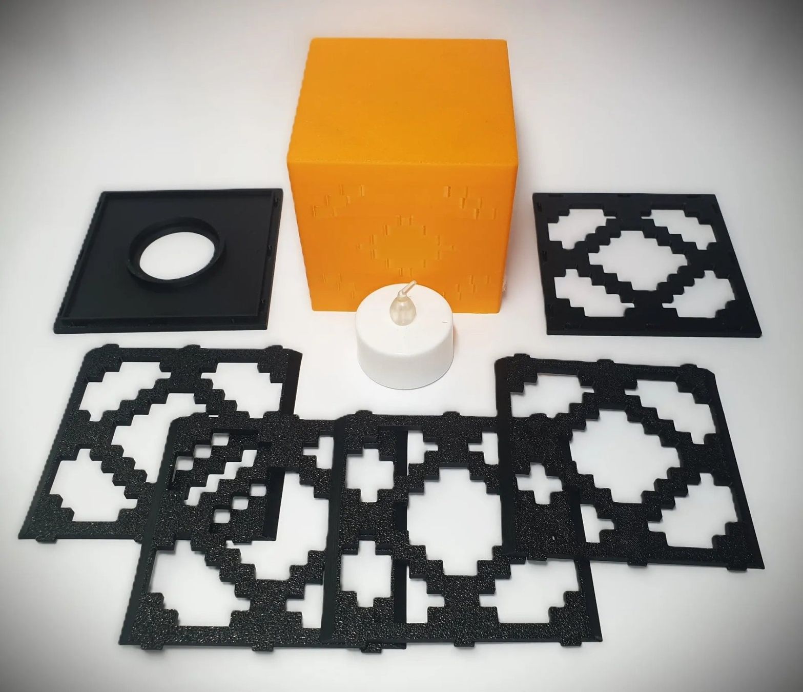 Lampen: Minecraft Redstone Lampe – 3D-Druck Tischlampe – Neu und originalverpackt aus Dietikon von You_Want_We_Print 4