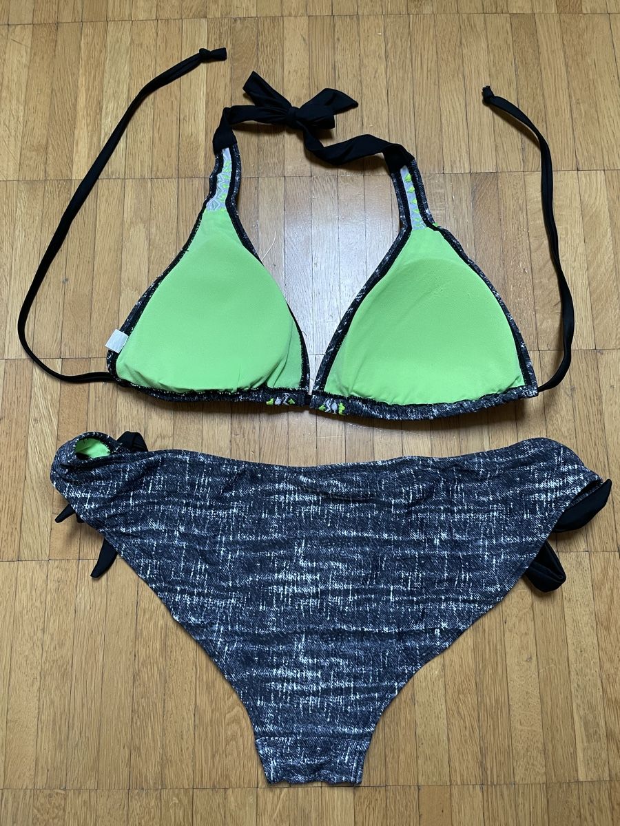 Badekleider & Bikinis: Bikini Gr. 40/42 Firefly – Gebraucht aus Ebmatingen von Reva-Sue 1