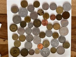 Lot en vrac de différentes pièces anciennes