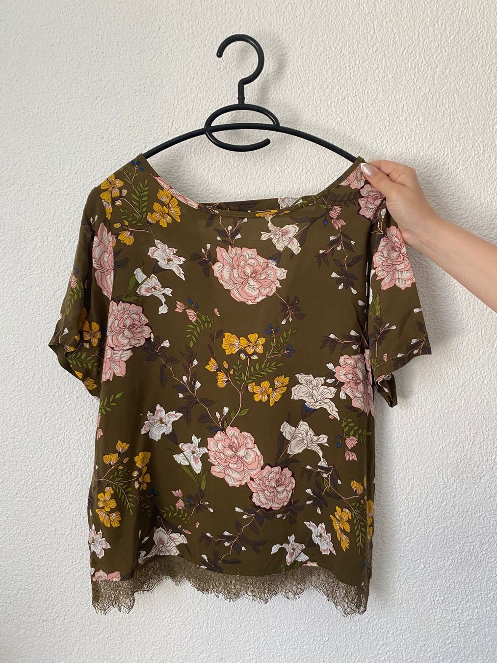 Only Camicette: Bluse – Usato da Menznau venduto da cle_j2js