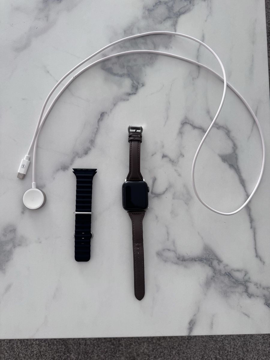 Apple Smartwatch: Apple Watch série 6 – Nuovo (secondo la descrizione) da Fribourg venduto da D_17 1