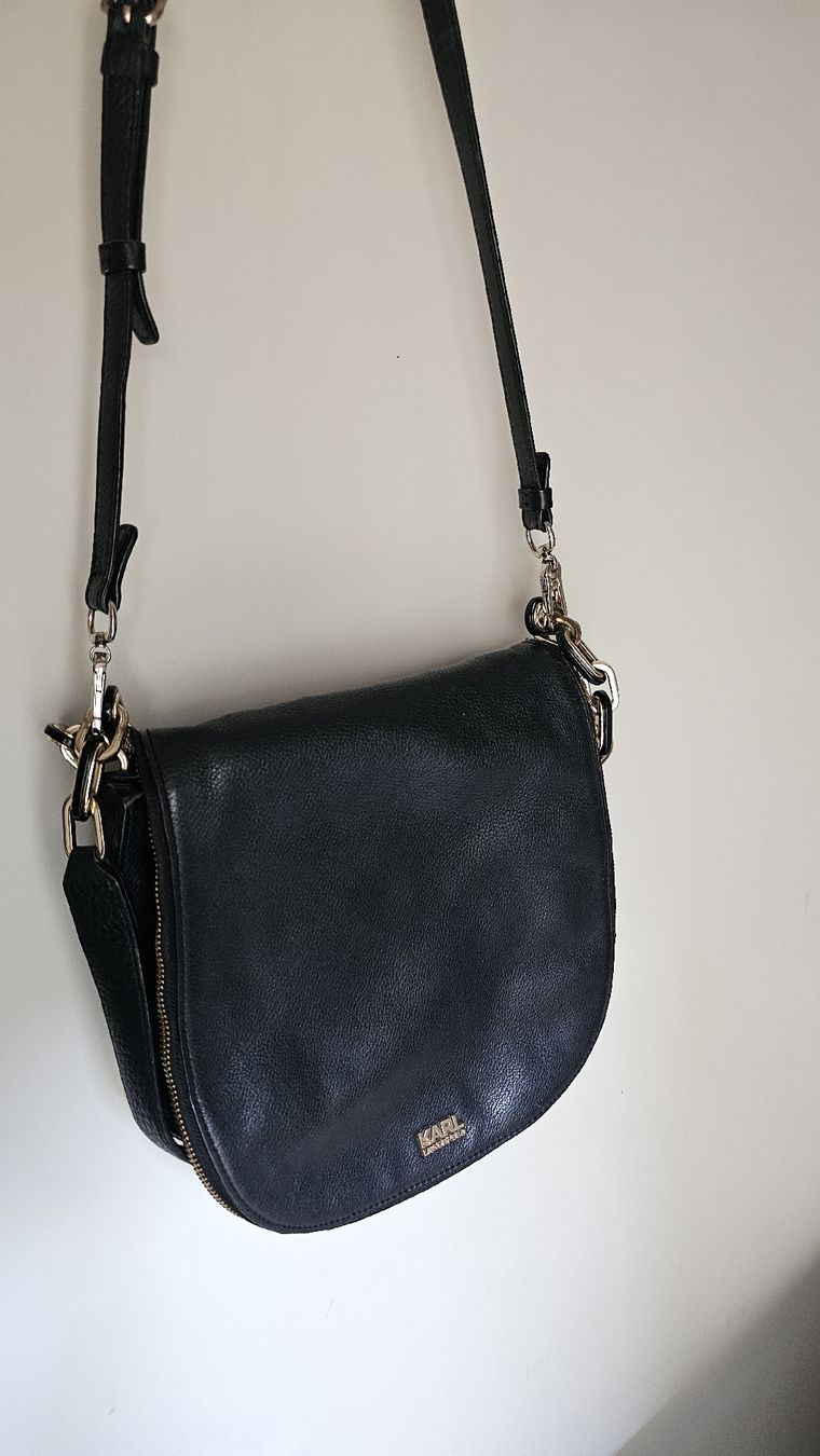 Karl Lagerfeld Sacs femmes: Karl Lagerfeld Tasche Grainy Satchel – D'occasion à Gossau ZH par elo_nw86