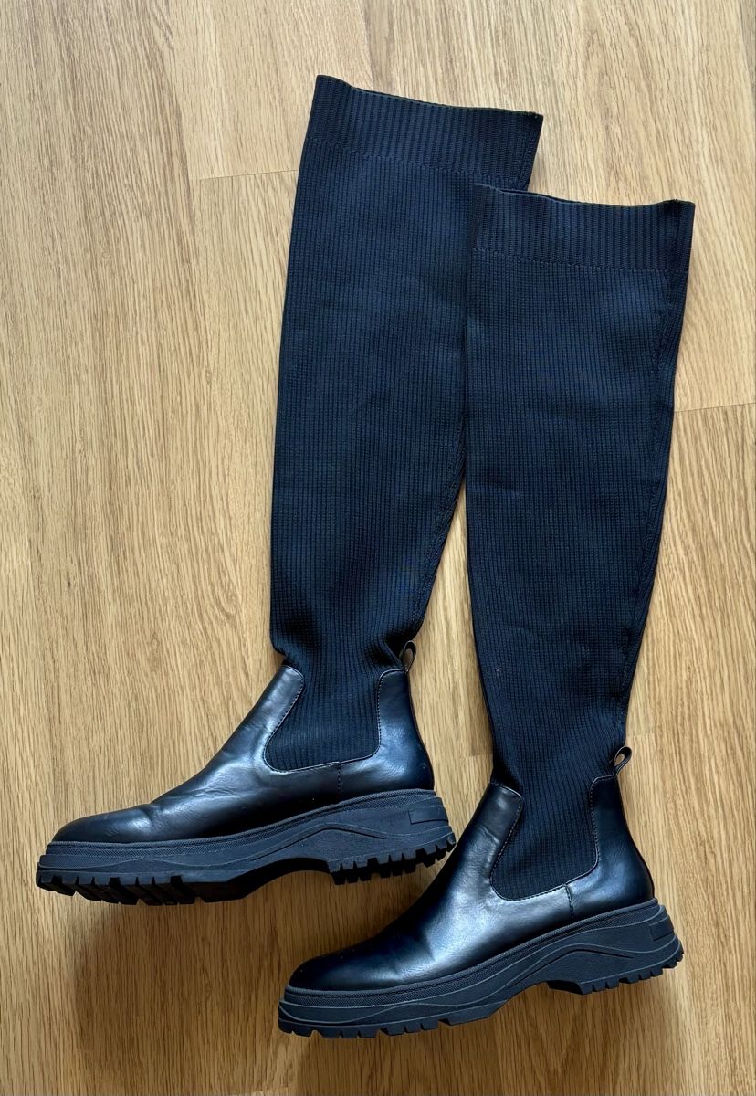Zara Scarpe da donna: Zara Overknee Boots black – Usato da Baden venduto da Tiffany6878