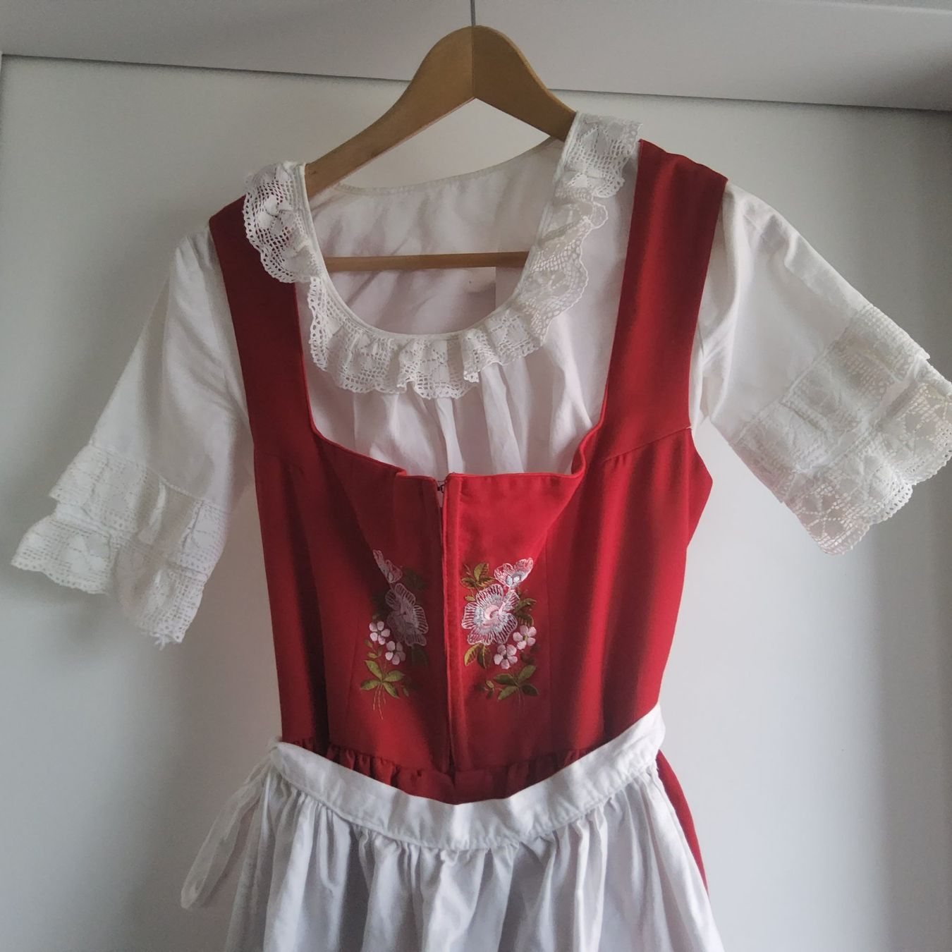 Costumes: Schönes Dirndl /Original Wurzer gr.40 – D'occasion à Diegten par ayla2009 6