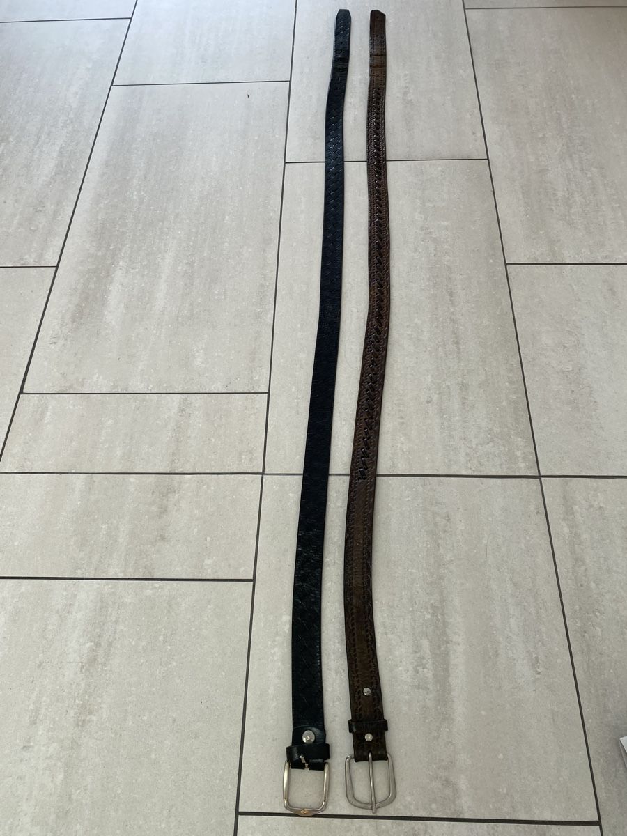 Gürtel: 2 Ledergürtel 100 cm braun/schwarz – Gebraucht aus Wädenswil von JJ15