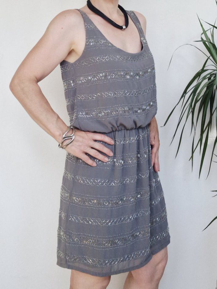 Mango Kleider: Damen Kleid Mango Gr. XS Grau 100% Polyester – Gebraucht aus Hallau von CHACLA