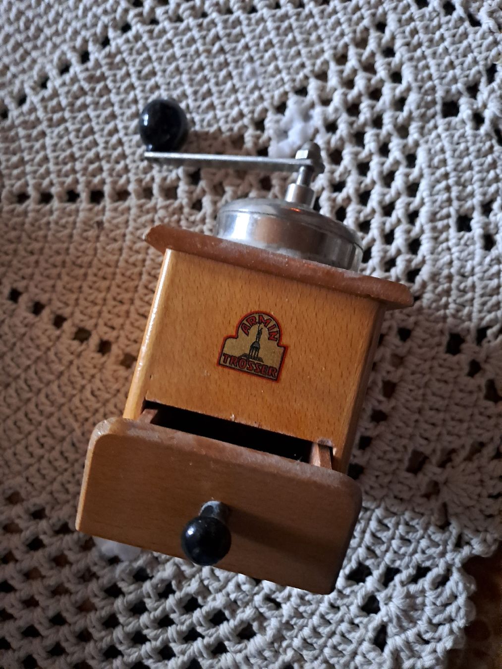 Elettrodomestici da cucina: kaffeemühle holz alt – Usato da Ardez venduto da hui_kkb6