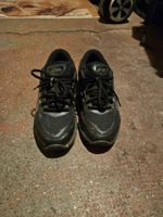 Chaussures noires Asics