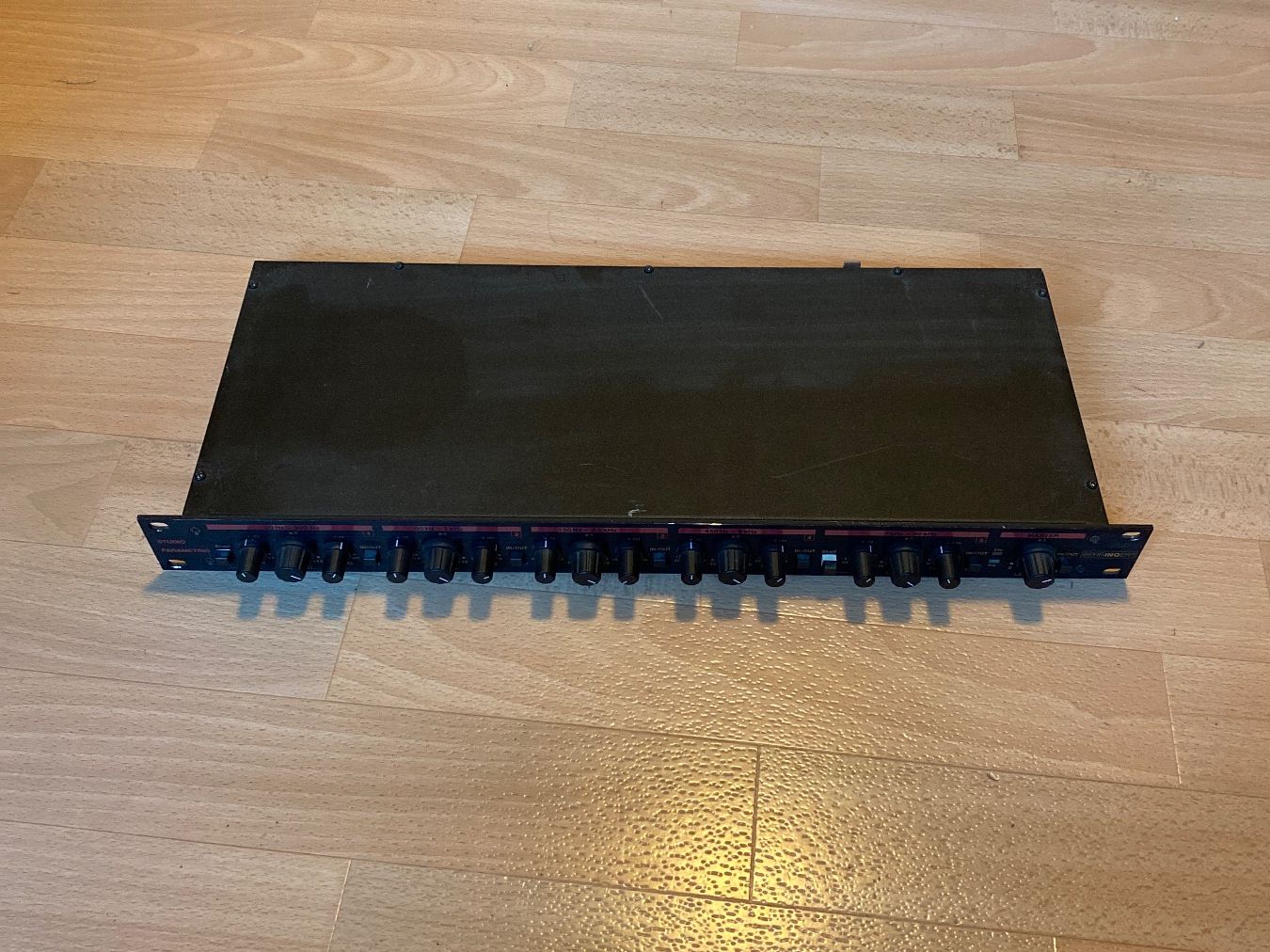 Equalizer: Equalizer Behringer Studio Parametric gebraucht – Gebraucht aus La Chaux-de-Fonds von E-broc 1