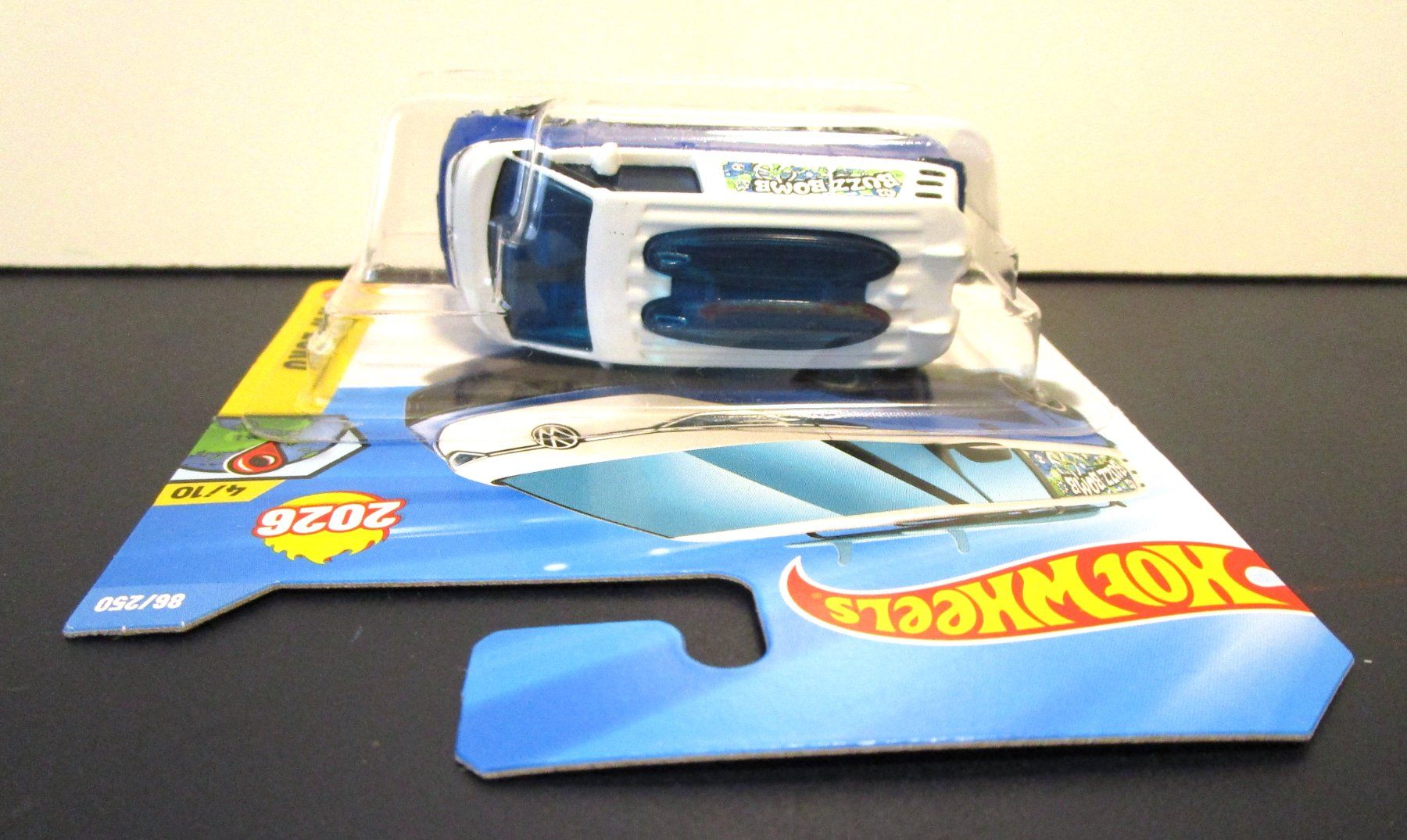 Volkswagen Modellini d'auto: HOT WHEELS VW ID. BUZZ BOMB - JJL95 – Nuovo e nell'imballaggio originale da Chêne-Bourg venduto da breno56 1
